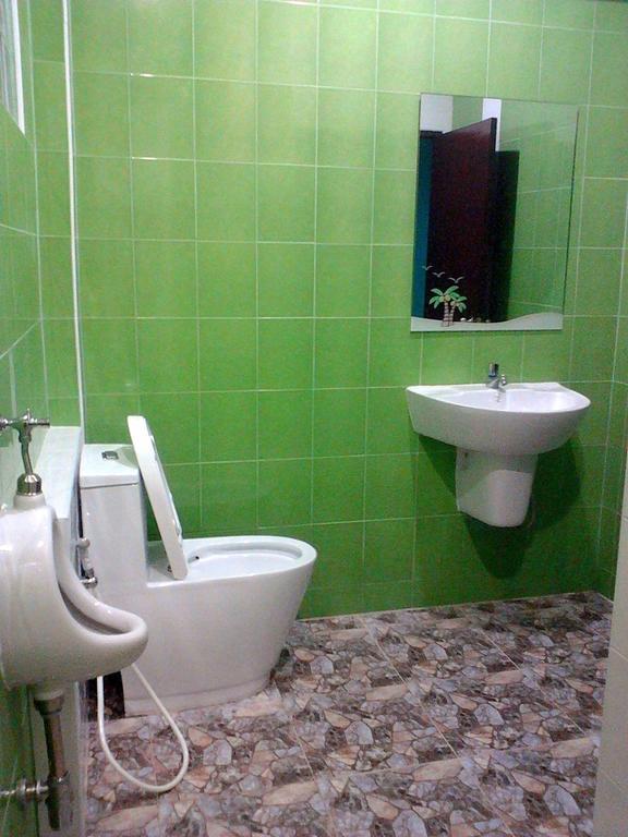 Hostel Baan Benjathip Amphawa Zimmer foto
