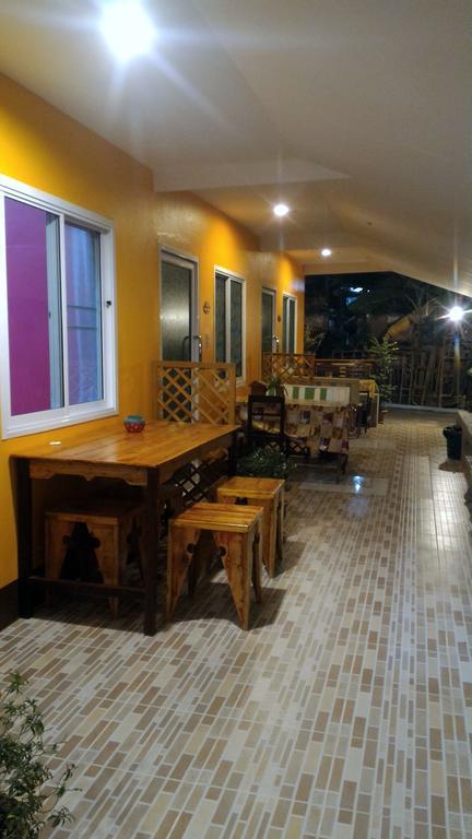 Hostel Baan Benjathip Amphawa Exterior foto